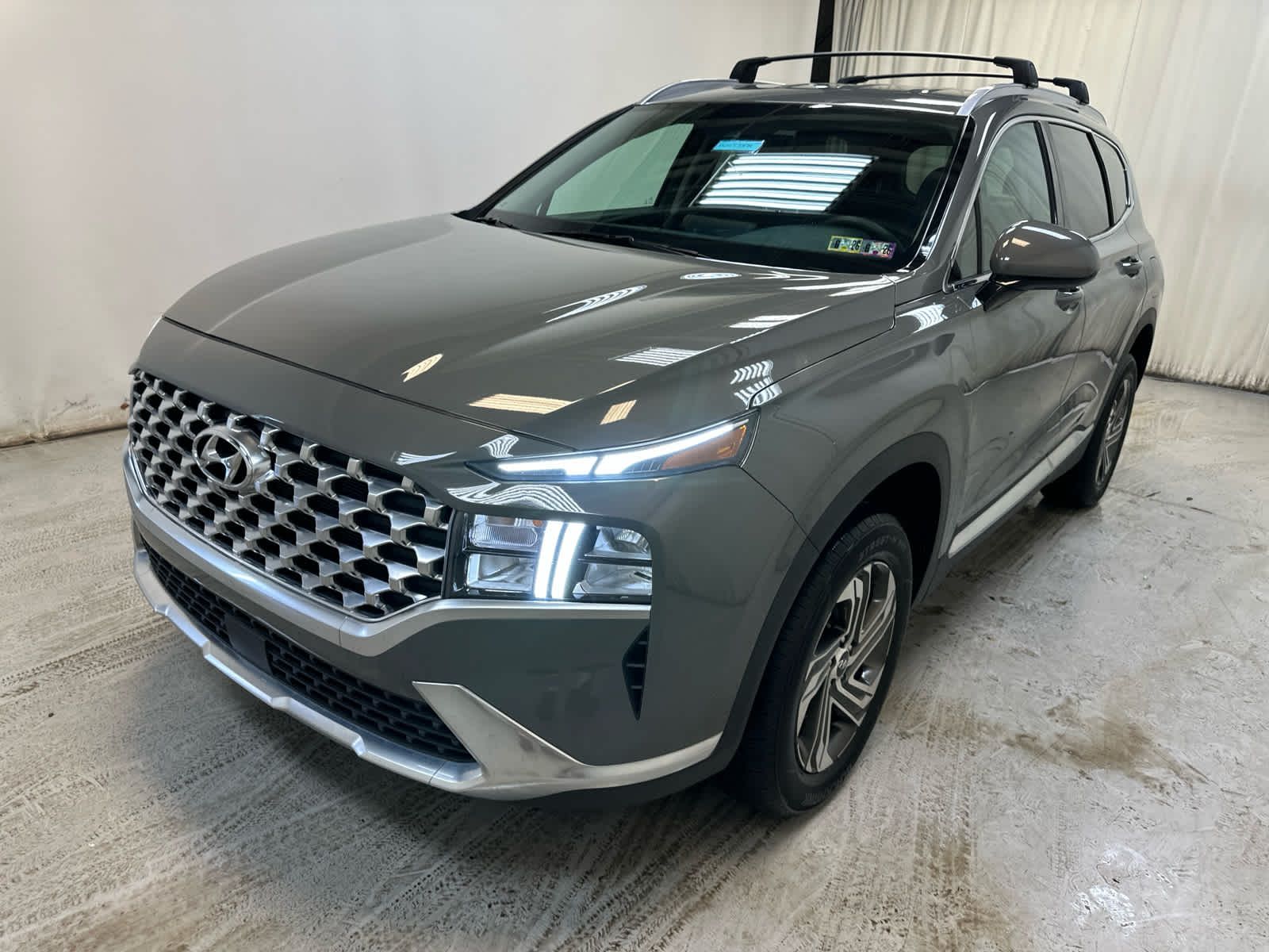 2022 Hyundai Santa Fe SEL photo 3