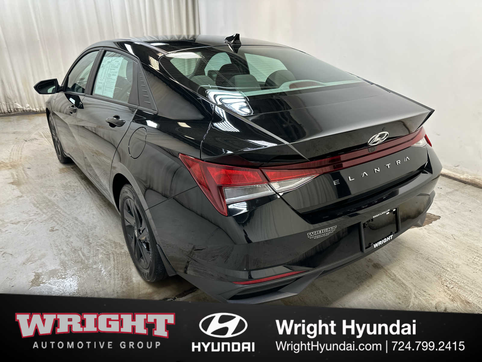 2023 Hyundai Elantra SEL photo 4