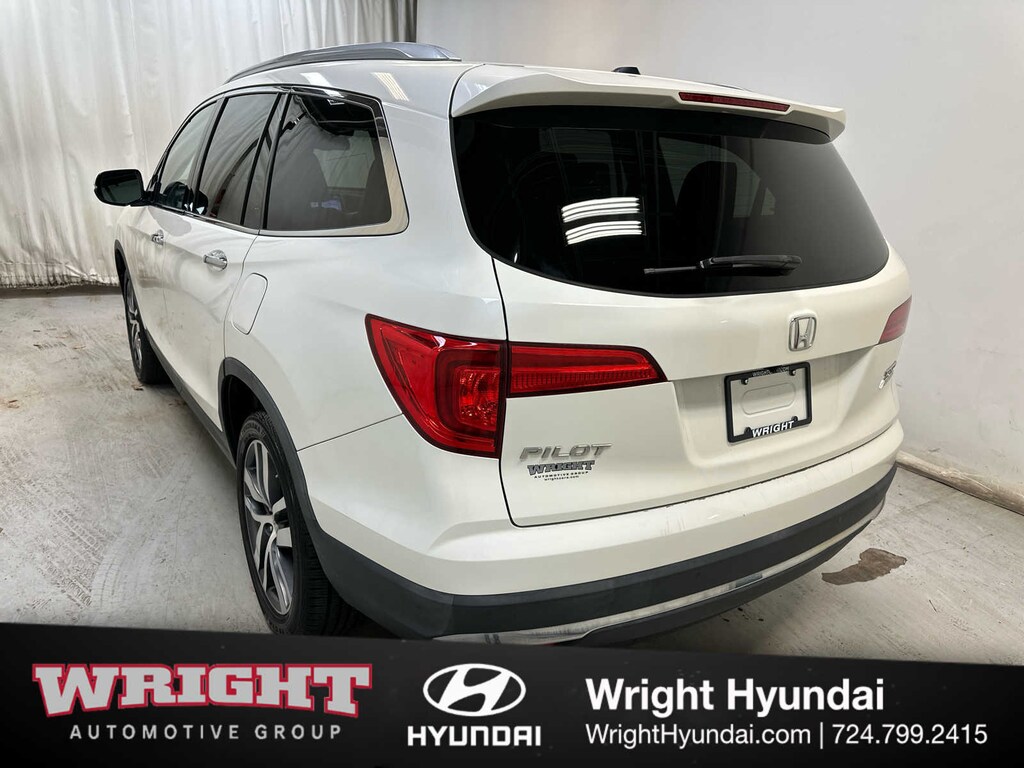 Used 2018 Honda Pilot Touring AWD SUV