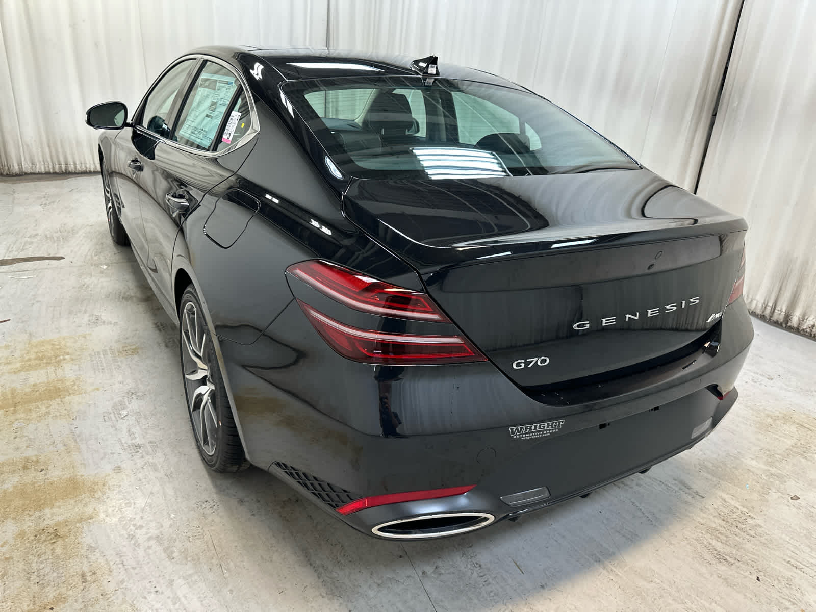 2026 Genesis G70 2.5T Prestige AWD photo 4