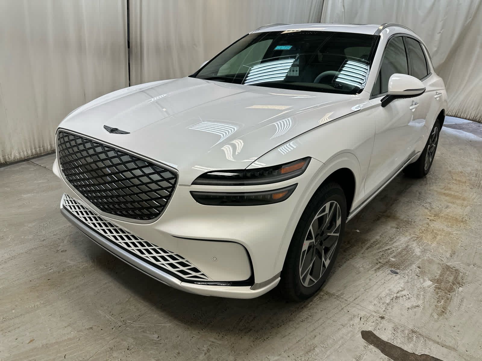 2026 Genesis Electrified GV70 photo 3