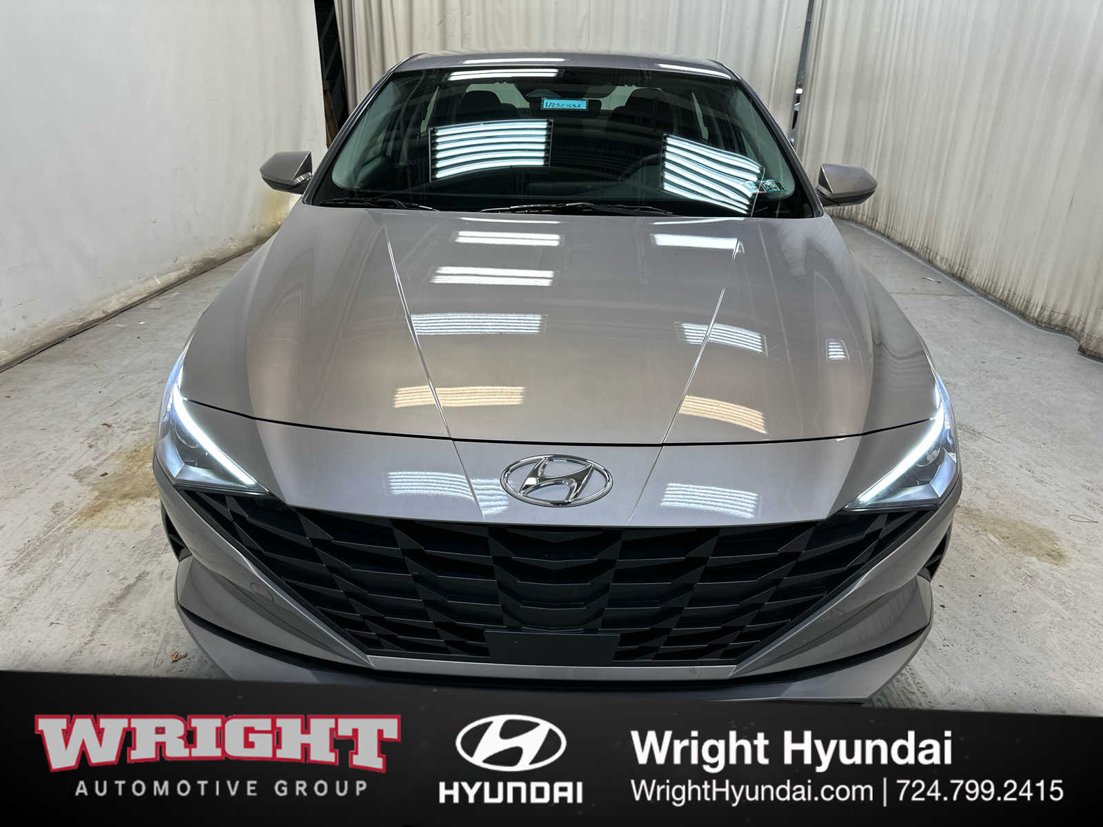 2023 Hyundai Elantra SEL photo 2