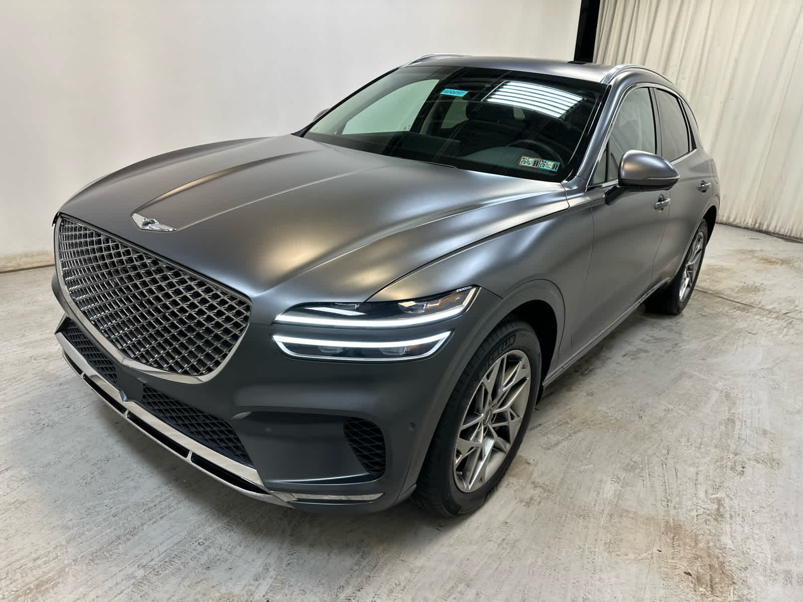 2023 Genesis GV70 2.5T photo 3