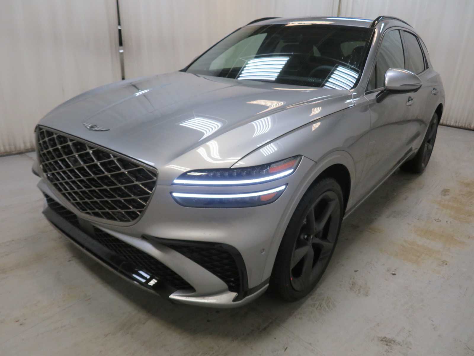 2026 Genesis GV70 2.5T Sport Prestige photo 3