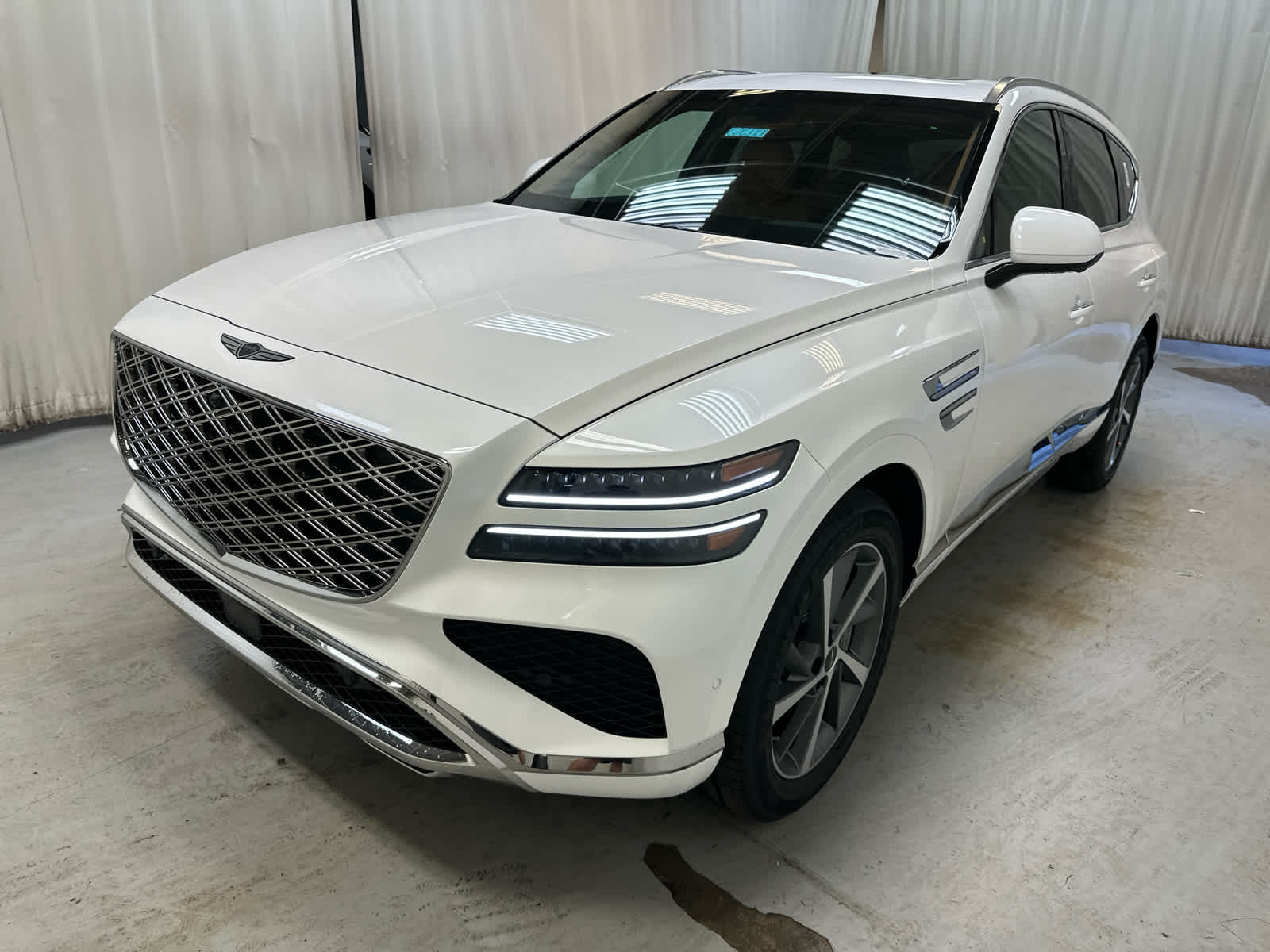 2026 Genesis GV80 2.5T Advanced photo 3