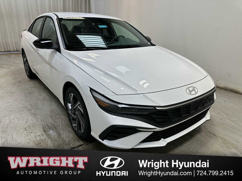 New 2025 Hyundai Elantra SEL Sport Sedan