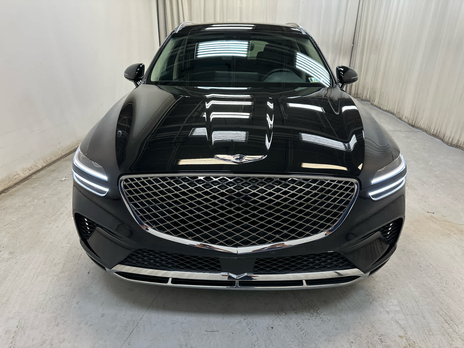 2025 Genesis GV70 2.5T photo 2
