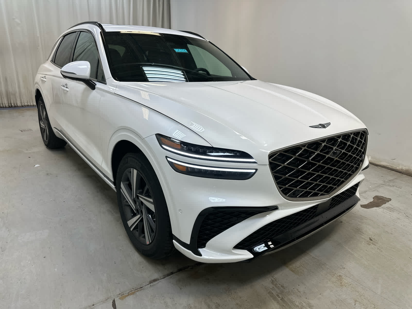 2026 GENESIS GV70 Sport Advanced's photo