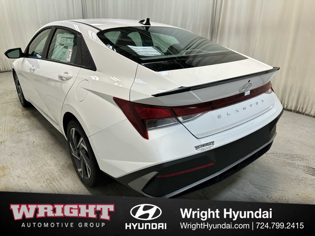 New 2025 Hyundai Elantra SEL Sport Sedan