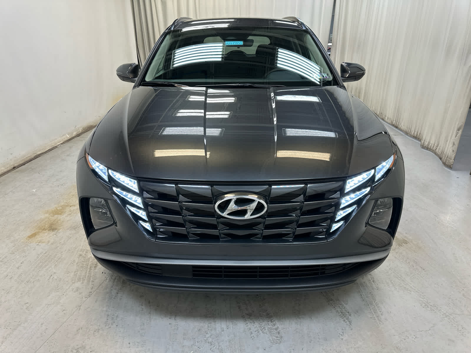 2023 Hyundai Tucson SEL photo 2