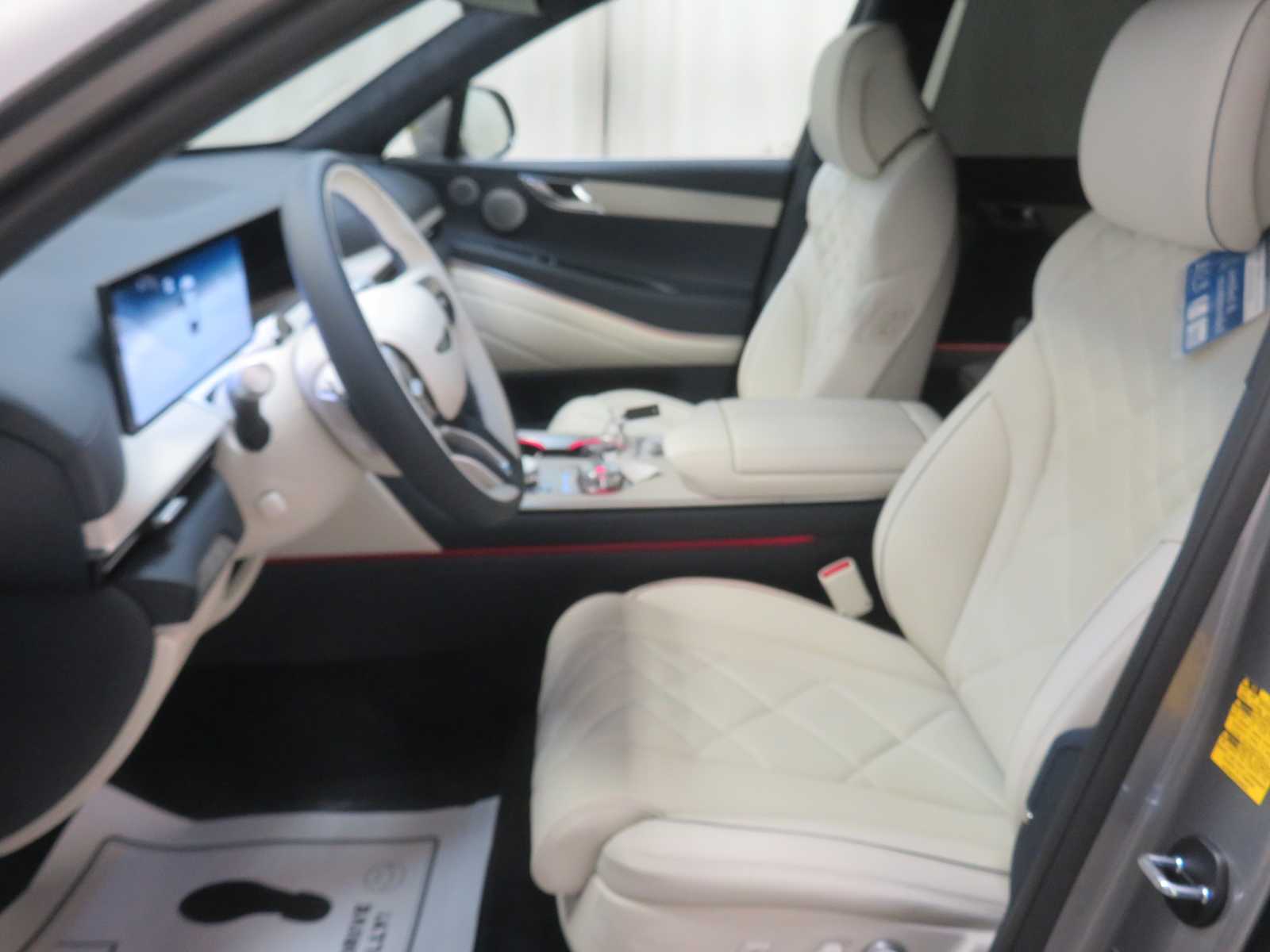2026 GENESIS GV80 Prestige - Photo 12