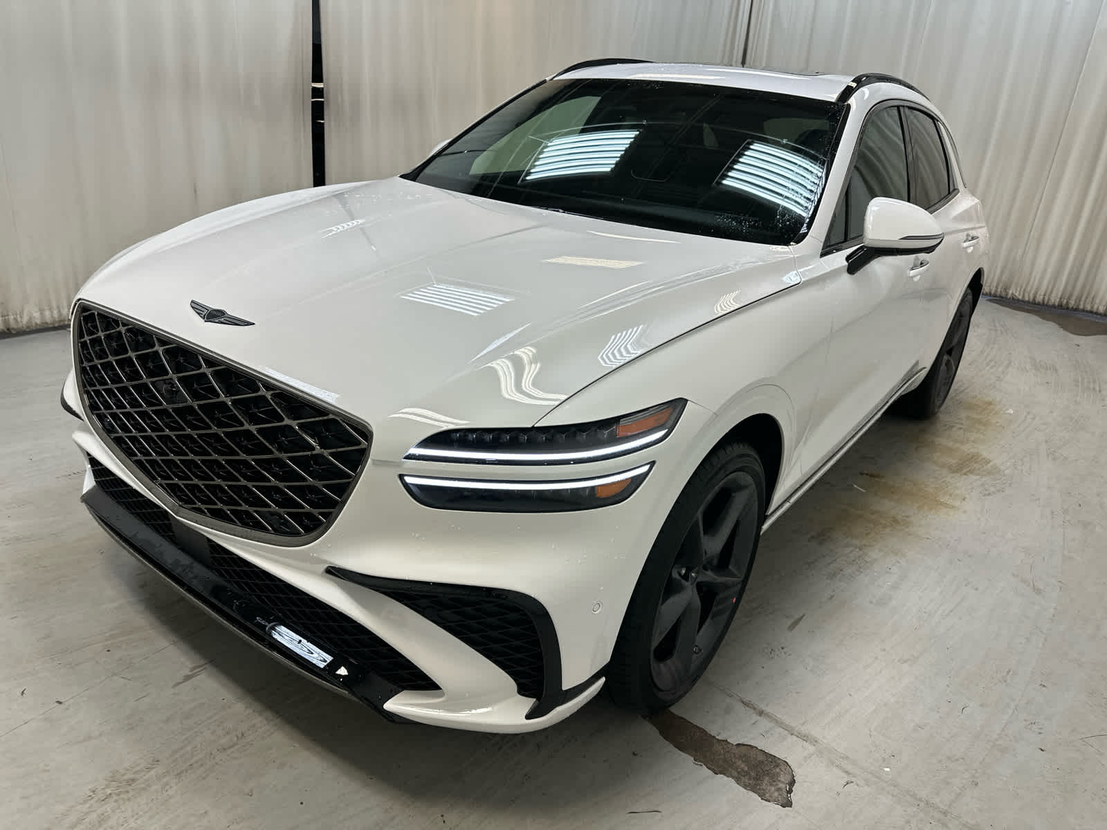 2026 Genesis GV70 2.5T Sport Prestige photo 3