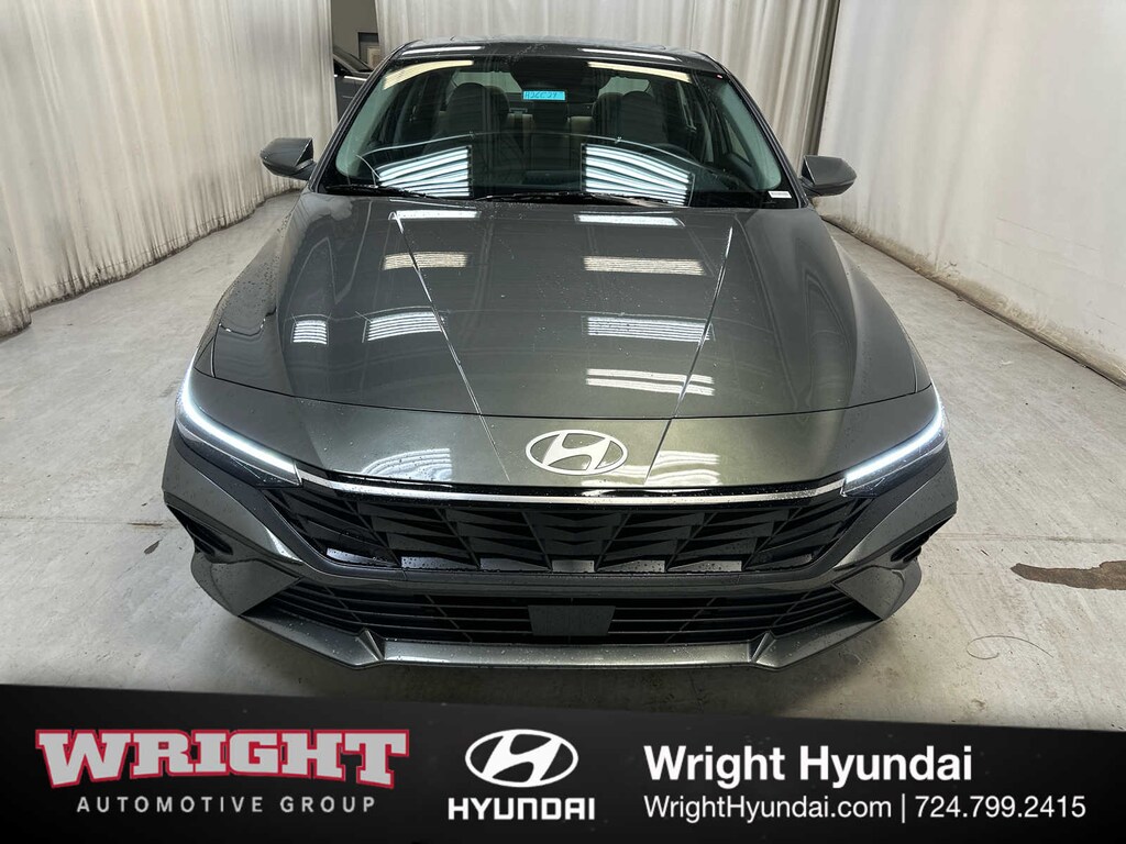 New 2026 Hyundai Elantra Limited Sedan