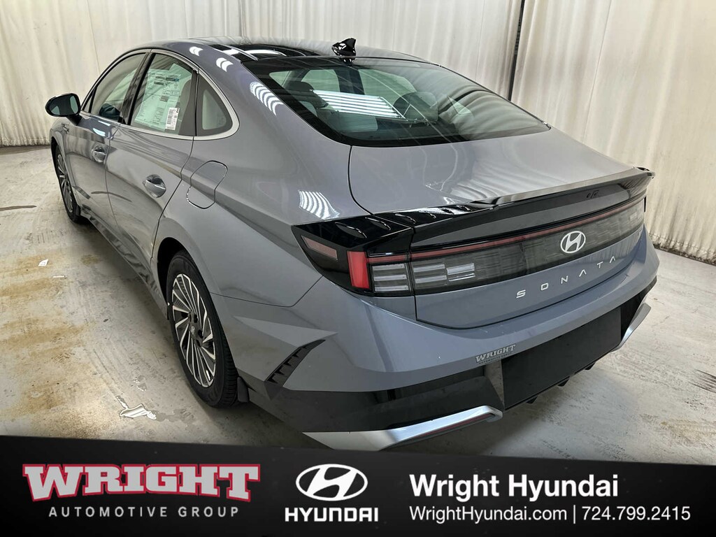 New 2026 Hyundai Sonata Hybrid SEL Sedan