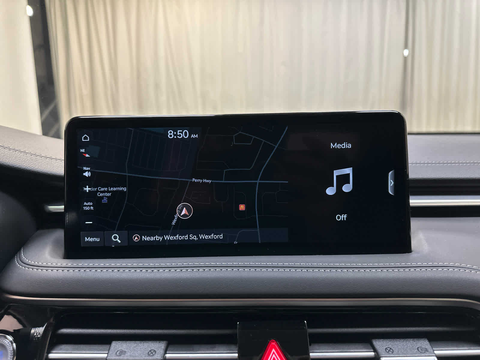 2025 GENESIS G70 Standard - Photo 16