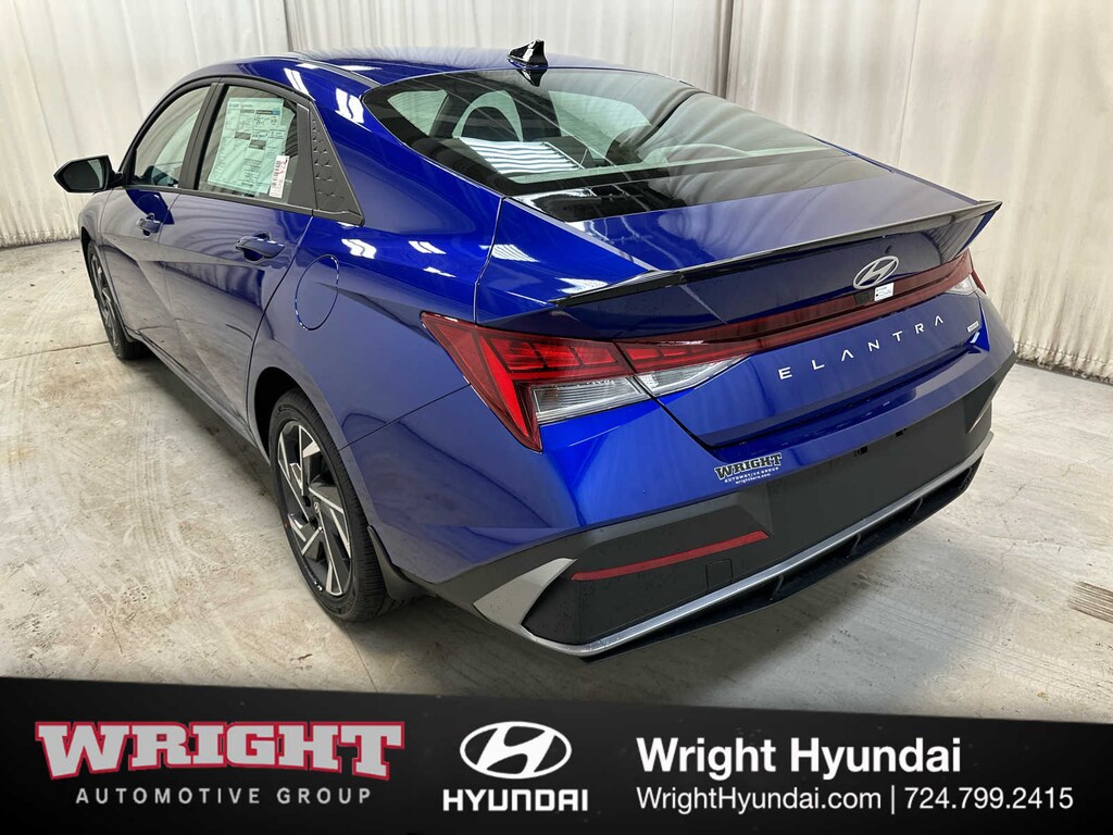 New 2025 Hyundai Elantra Hybrid SEL Sport Sedan