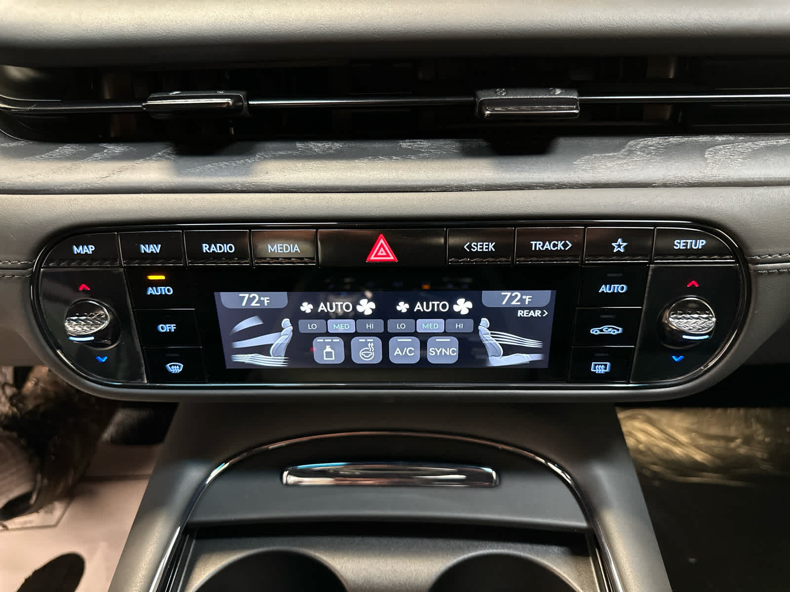 2026 GENESIS G90 Prestige Black - Photo 18