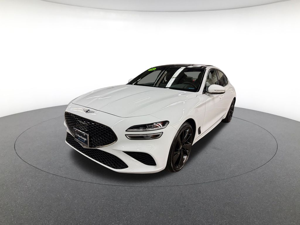2023 GENESIS G70 Standard's photo