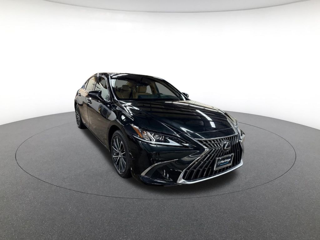 Used 2024 Lexus ES 350 Sedan