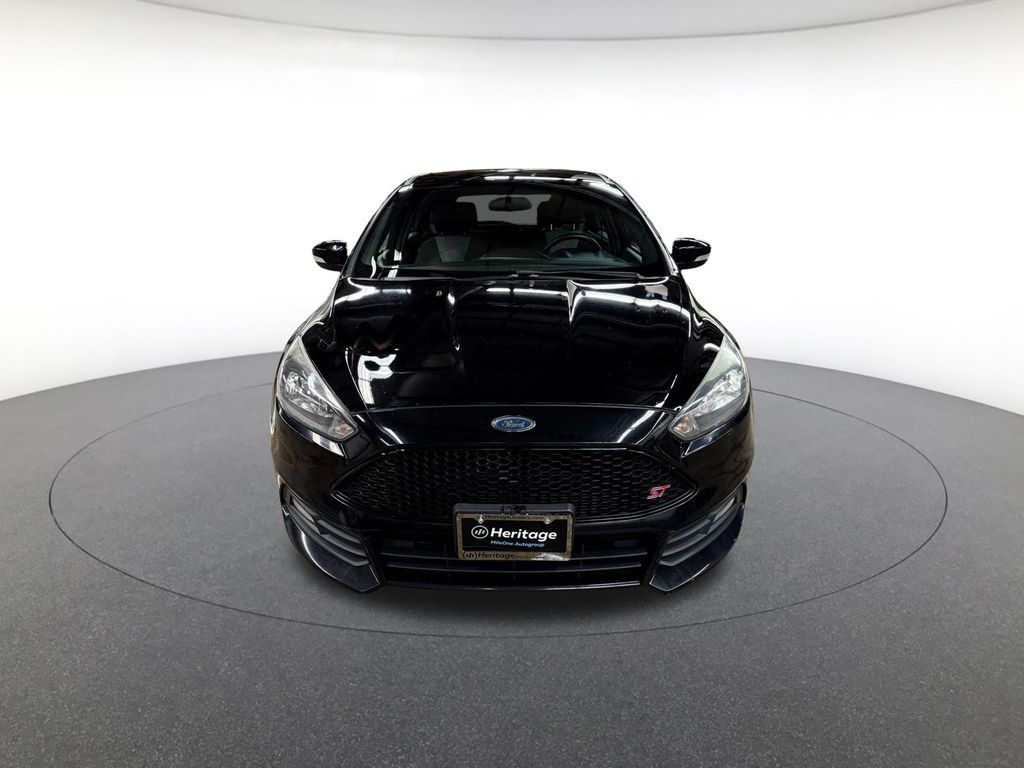 2016 Ford Focus ST photo 2