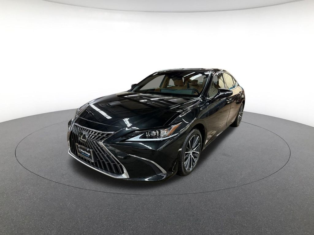 Used 2024 Lexus ES 350 Sedan