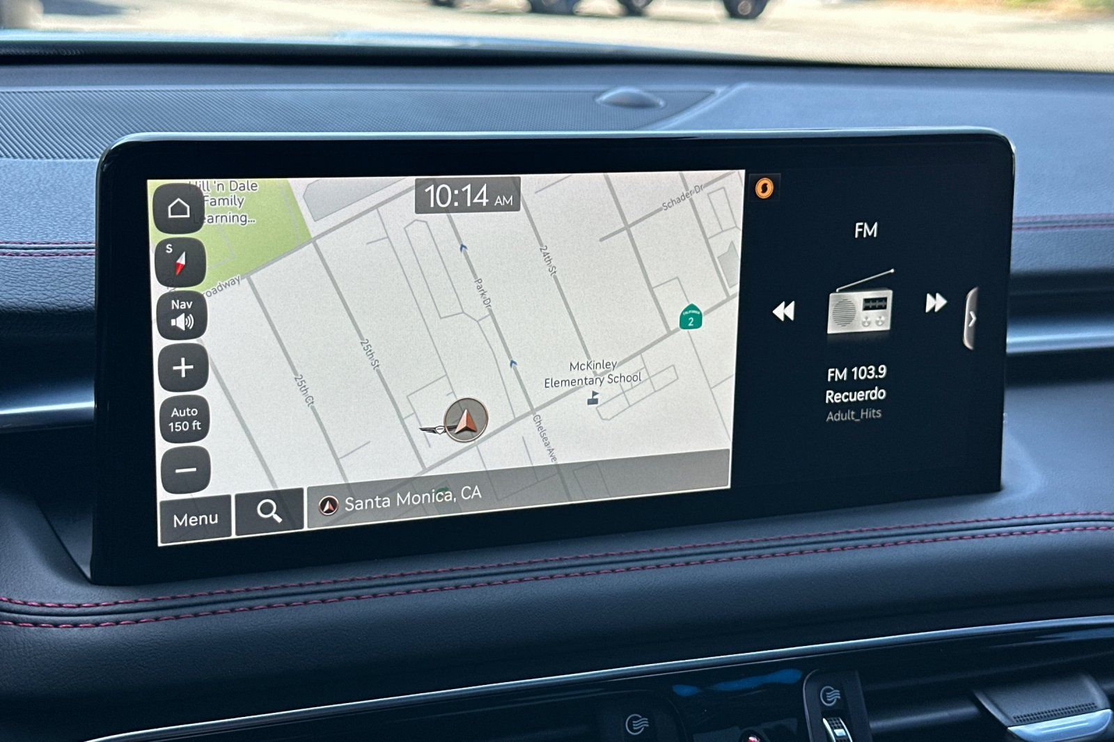 2023 GENESIS G70 Standard - Photo 24
