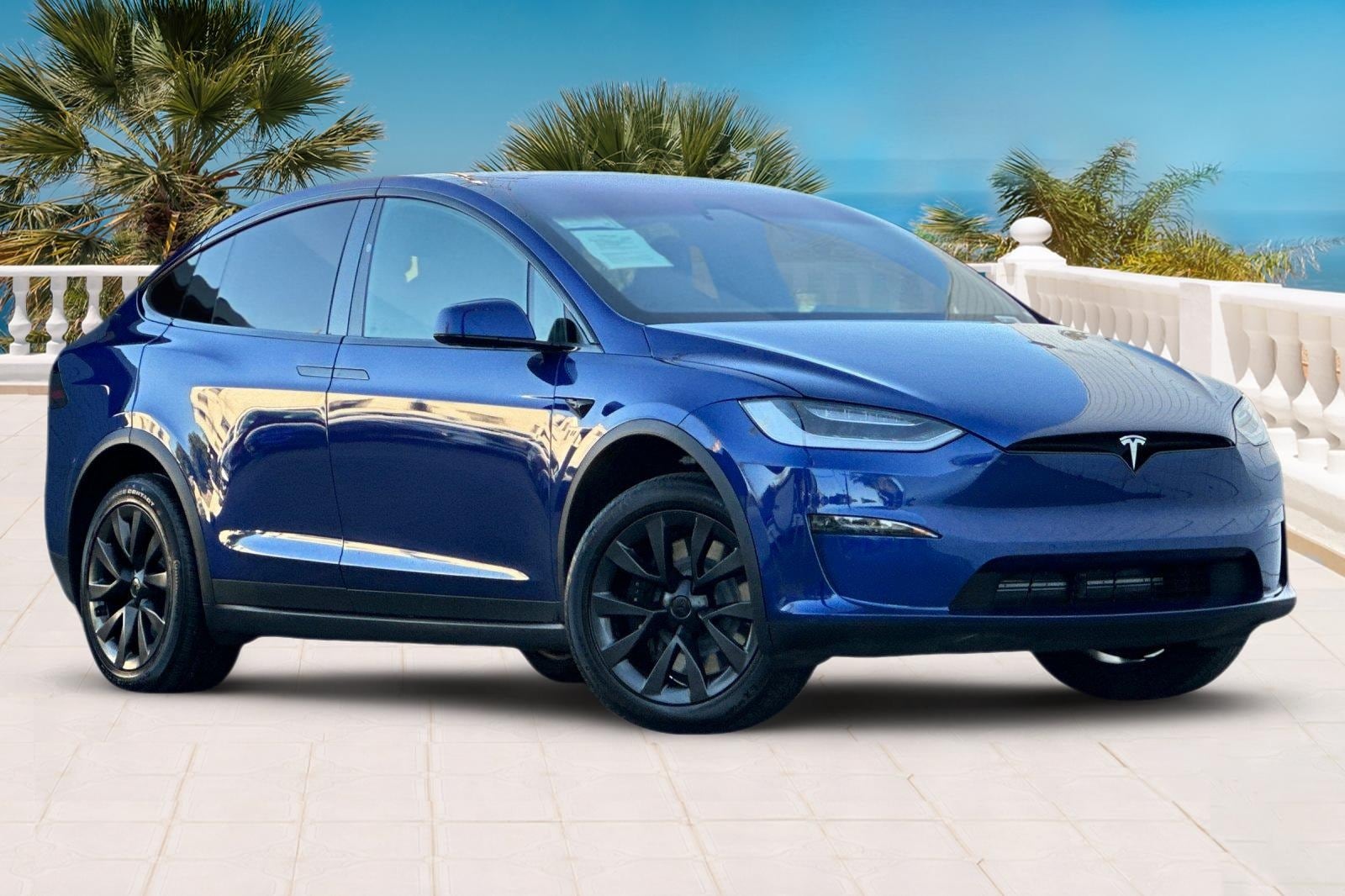 Used 2022 Tesla Model X Plaid with VIN 7SAXCBE63NF338860 for sale in Santa Monica, CA