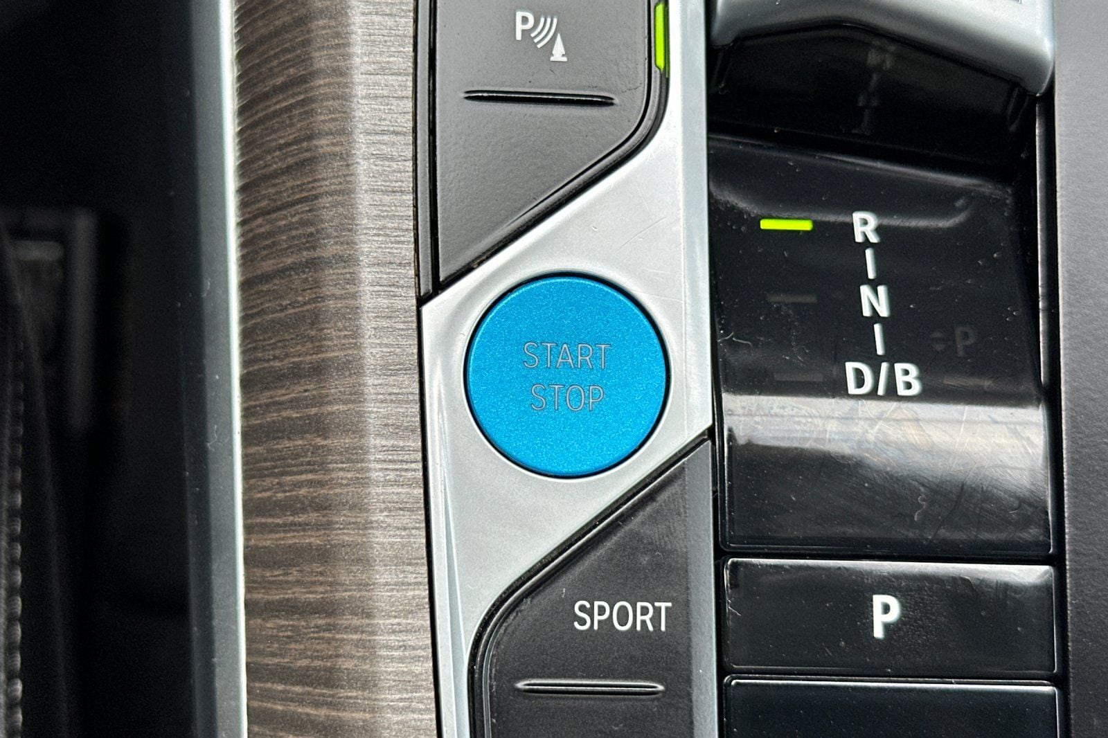 2025 BMW i4 40 - Photo 26