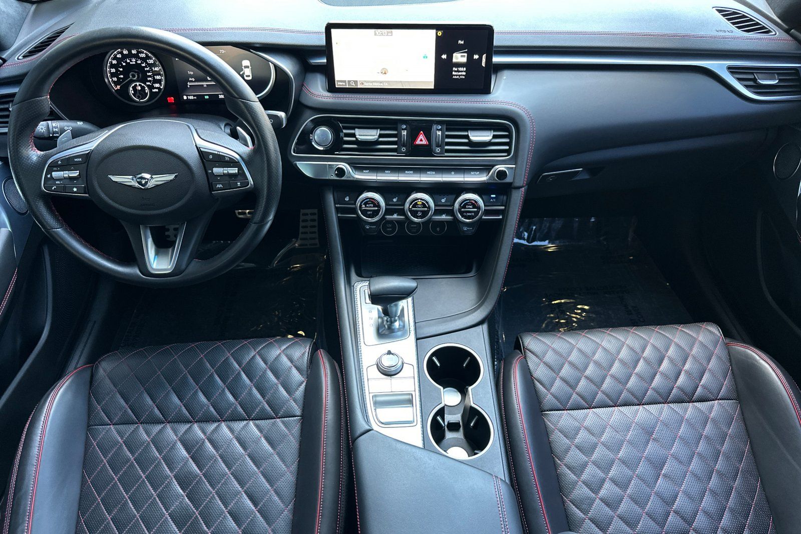 2023 GENESIS G70 Standard - Photo 16