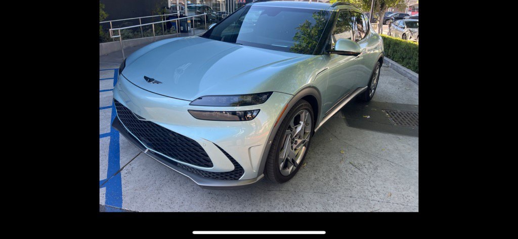 2023 Genesis GV60