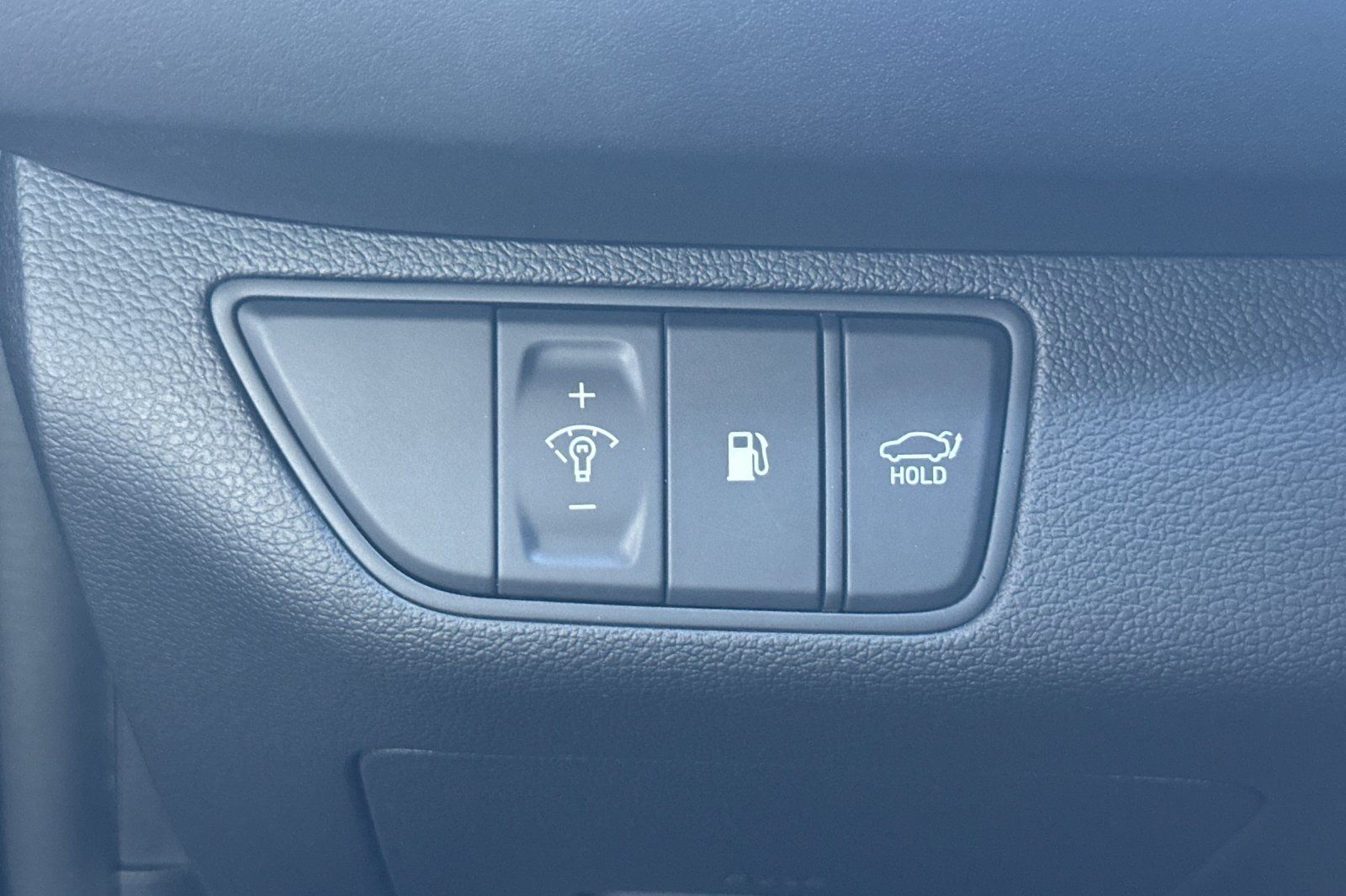 2023 GENESIS G70 Standard - Photo 36