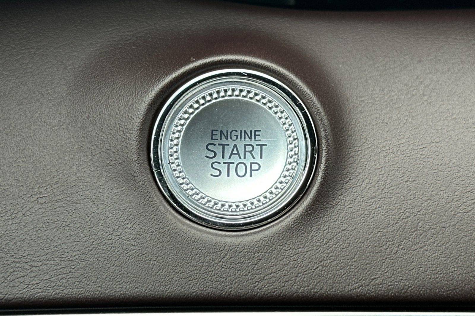 2023 GENESIS GV70 Standard - Photo 28