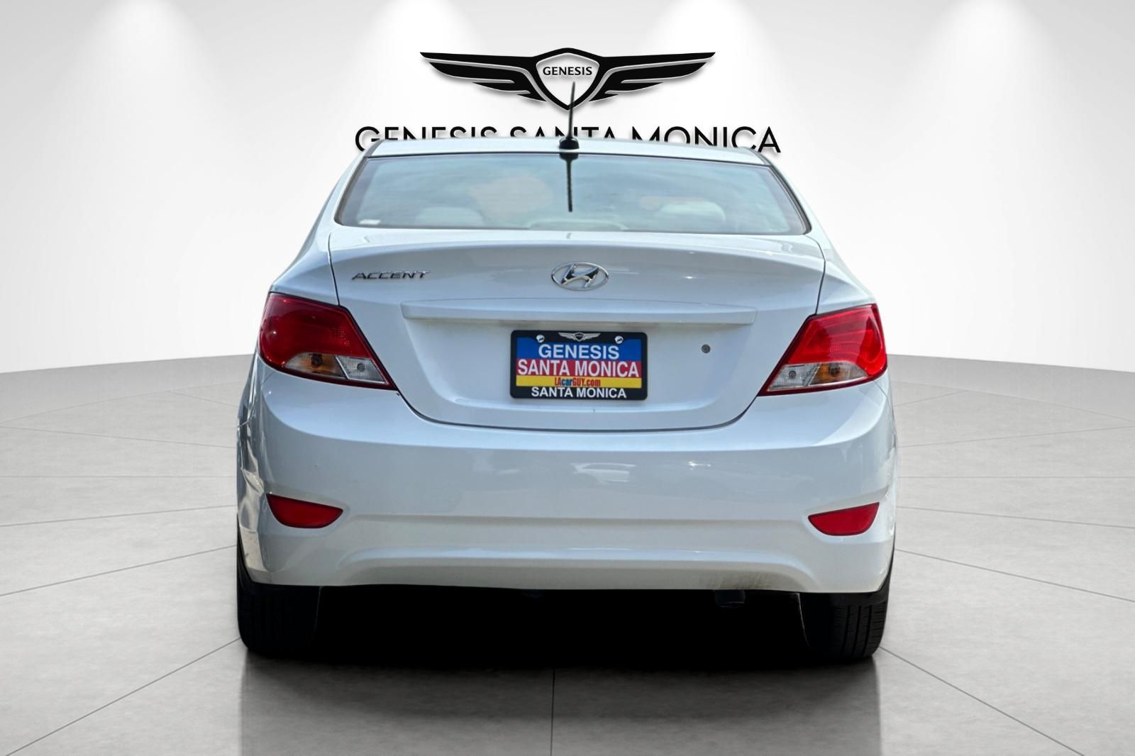 2016 Hyundai Accent SE photo 4