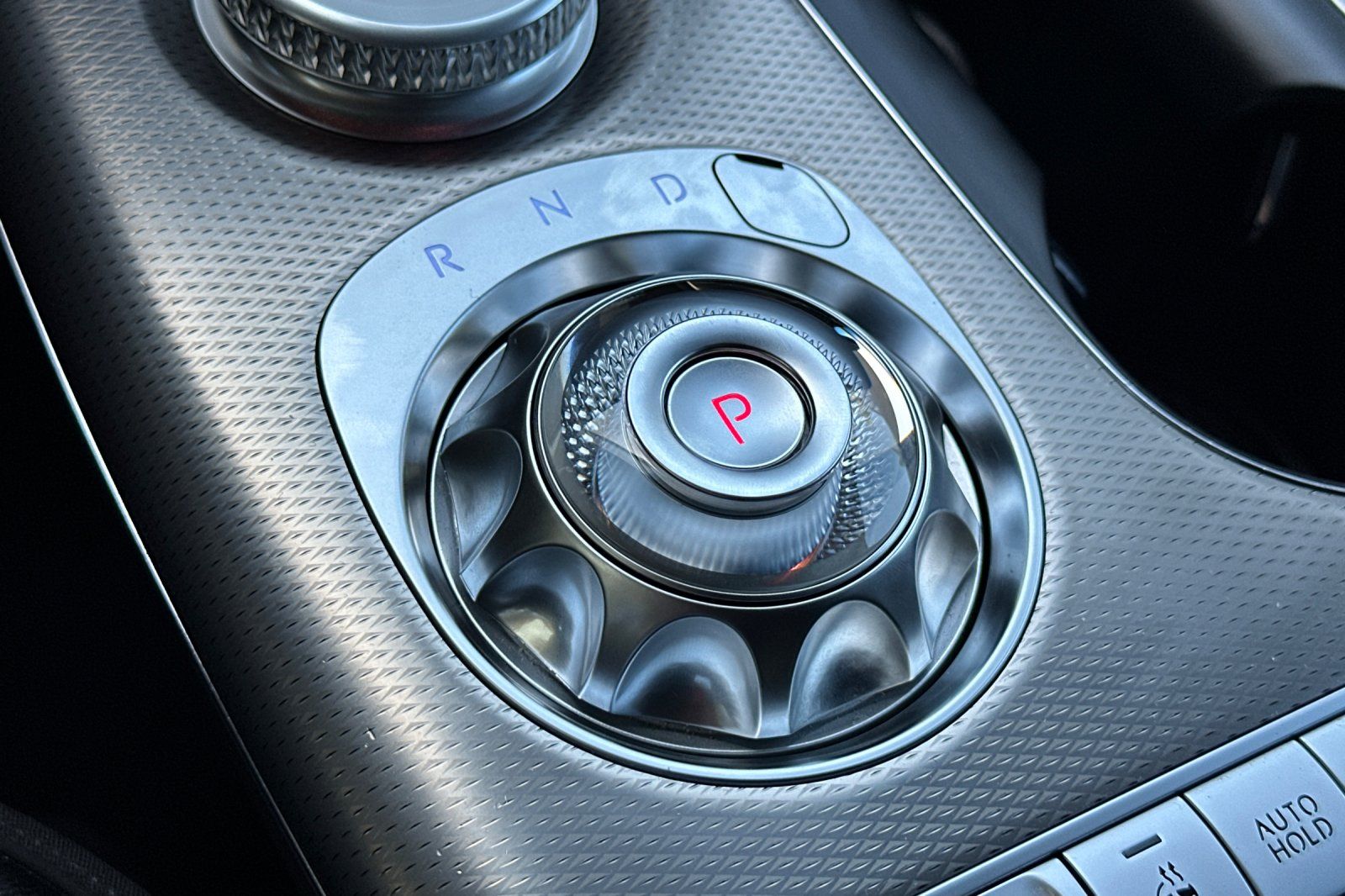 2023 GENESIS GV60 Advanced - Photo 28