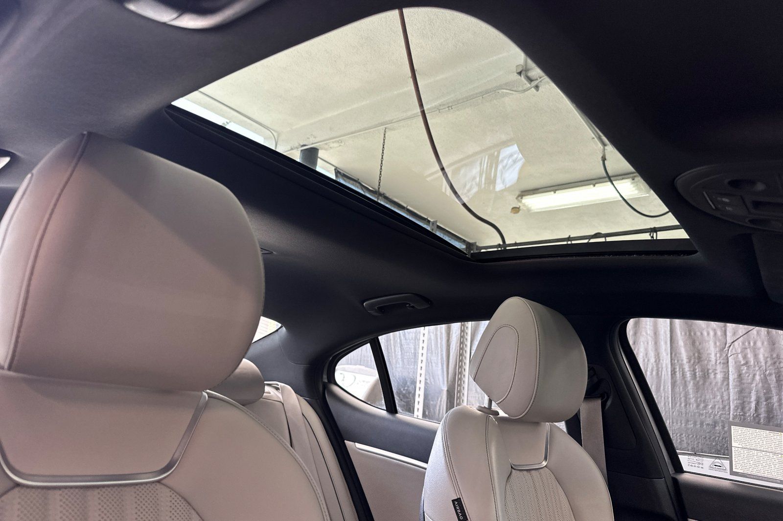 2023 GENESIS G70 Standard - Photo 21