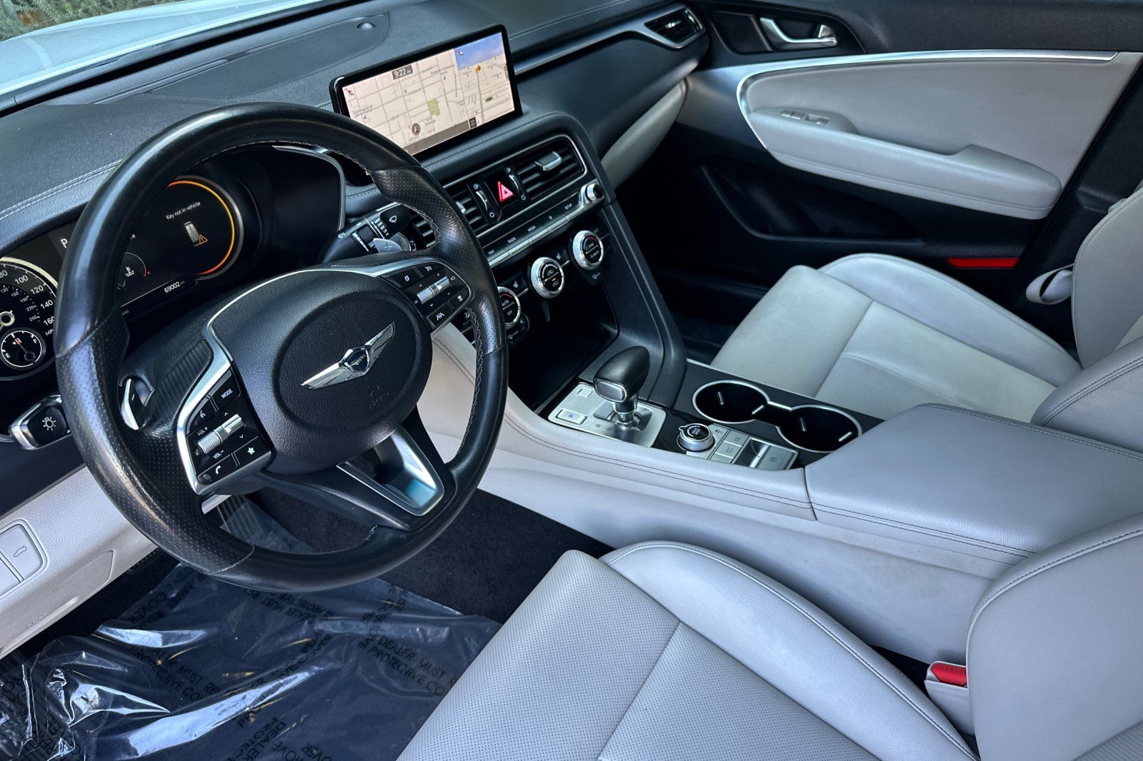 2022 GENESIS G70 Standard - Photo 11
