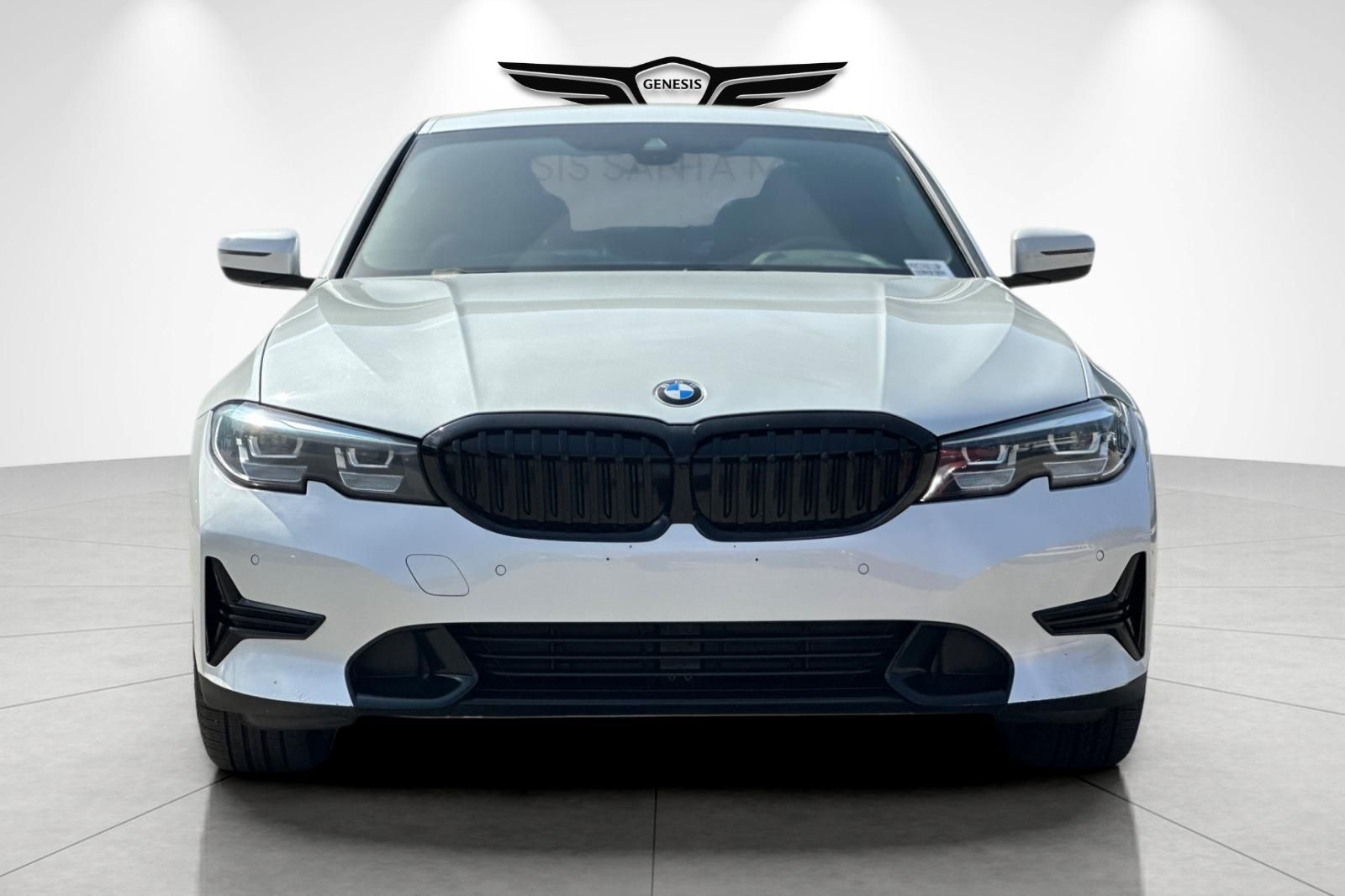 2021 BMW 3 Series 330e - Photo 10
