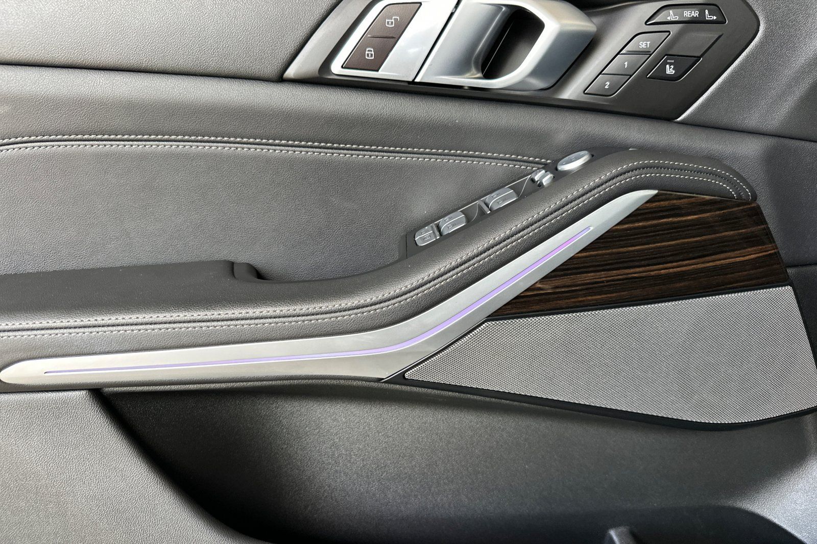 2024 BMW X7 40i - Photo 13