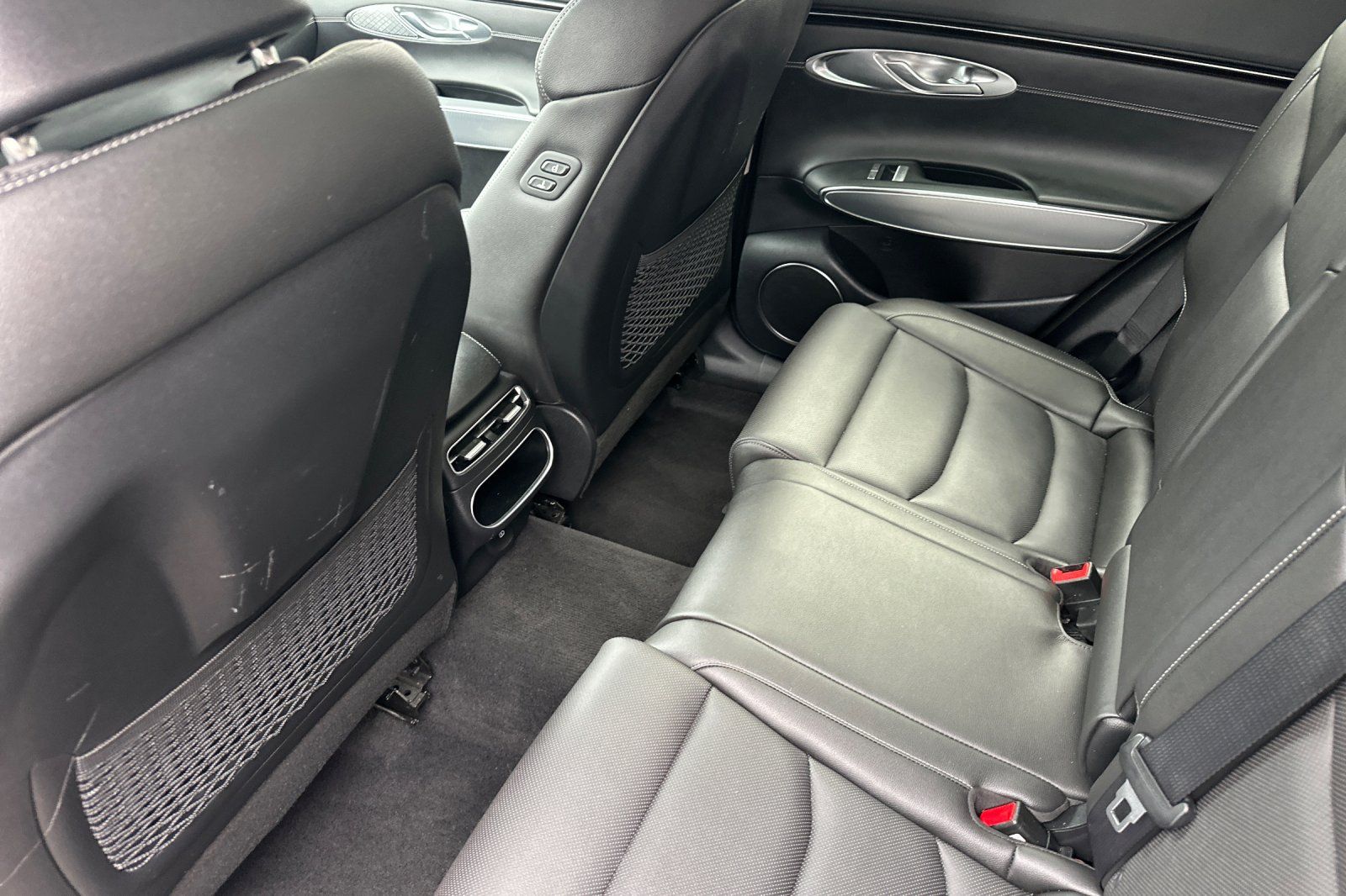 2023 GENESIS GV70 Standard - Photo 15