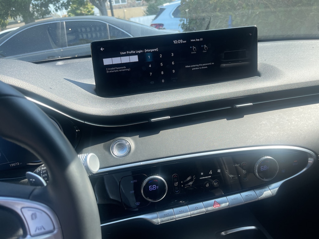 2023 Genesis GV70 2.5T Select photo 7