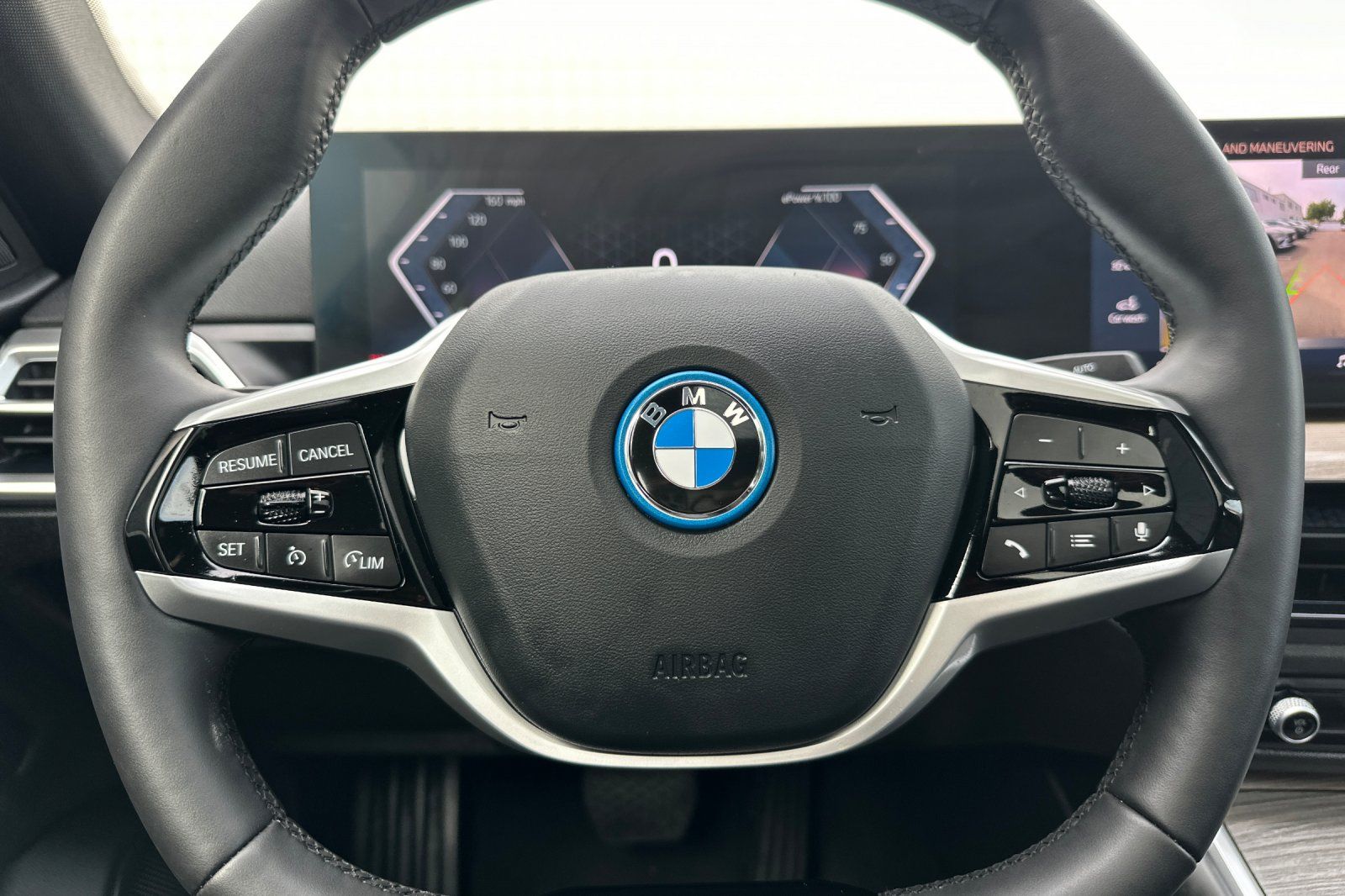 2025 BMW i4 40 - Photo 27