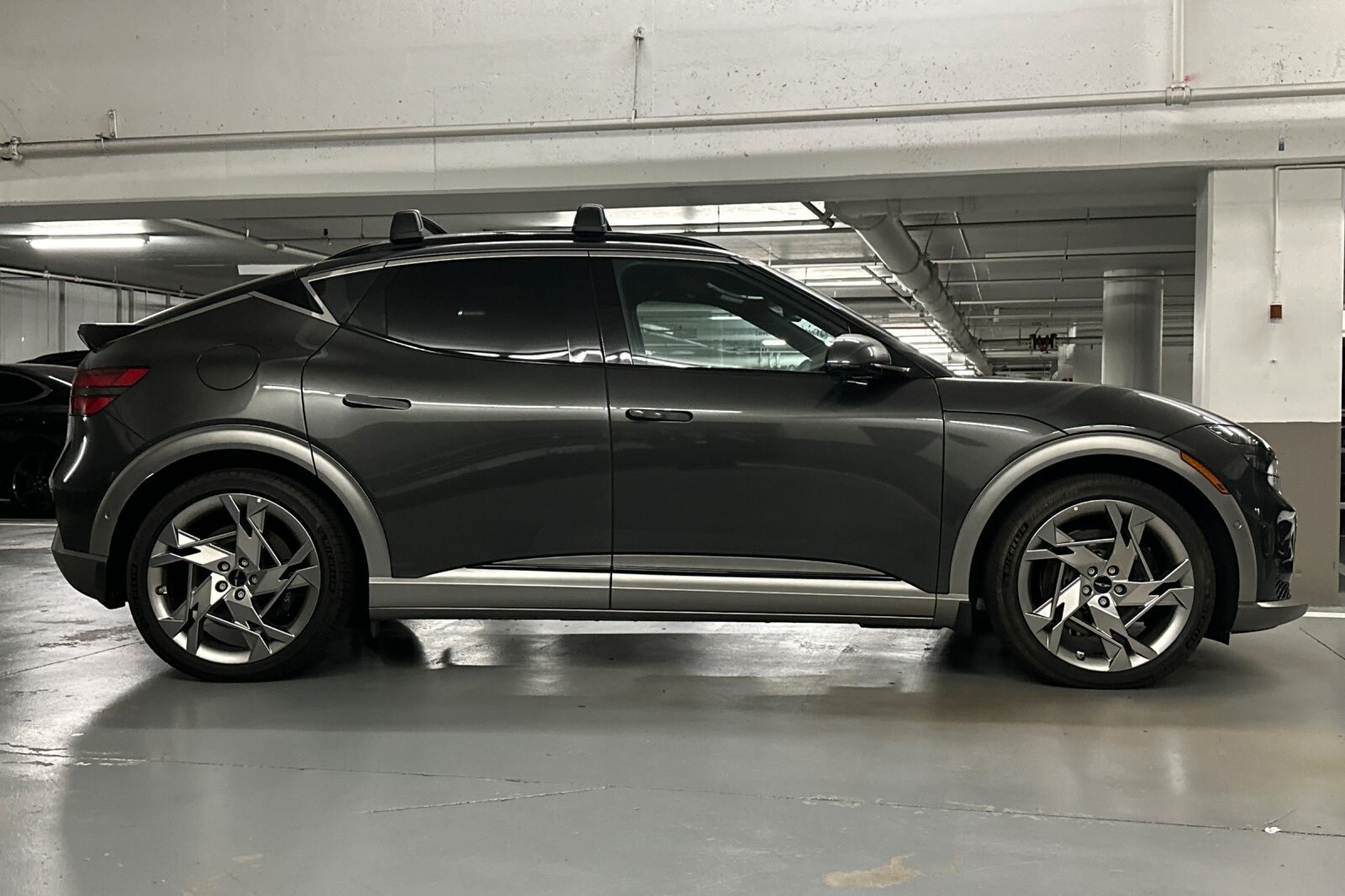 2024 Genesis GV60 Performance photo 2