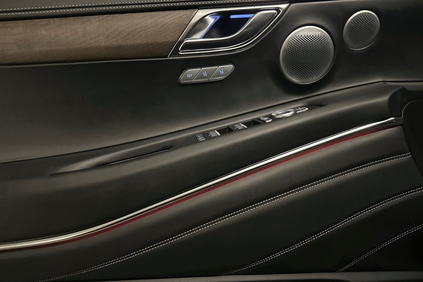 2026 GENESIS GV80 Advanced - Photo 13