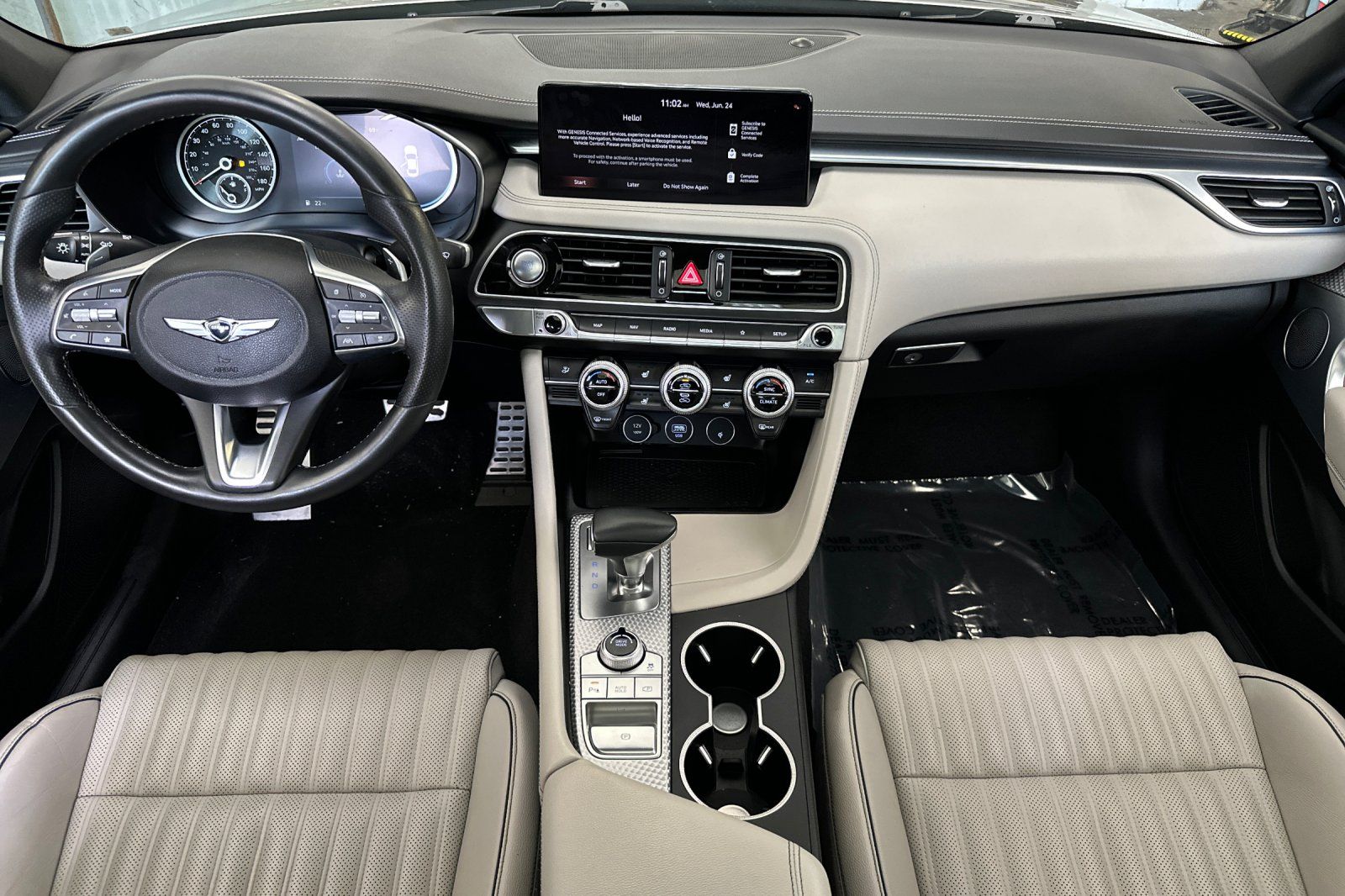 2023 GENESIS G70 Standard - Photo 16