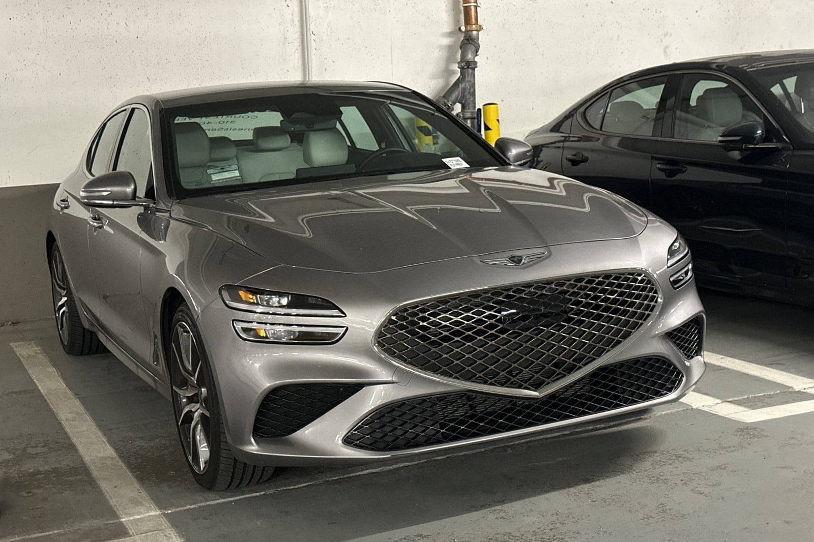 2025 Genesis G70 Base's photo