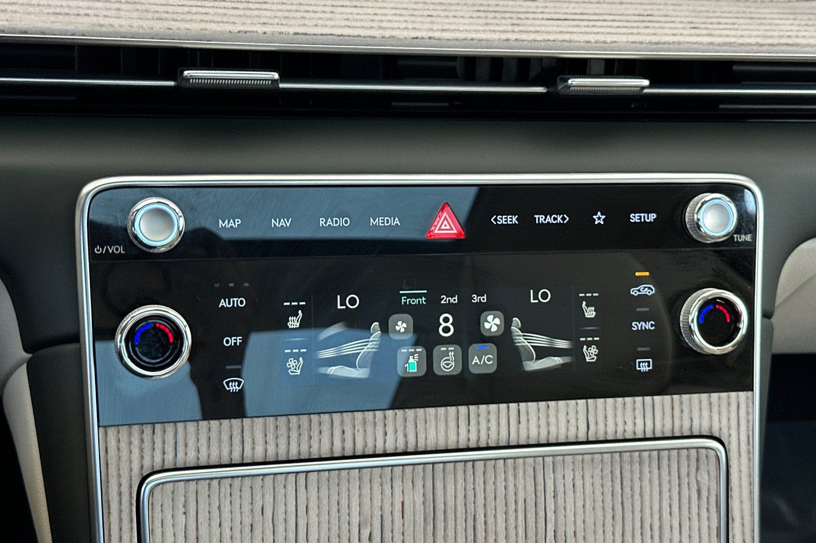 2026 GENESIS GV80 Prestige - Photo 25