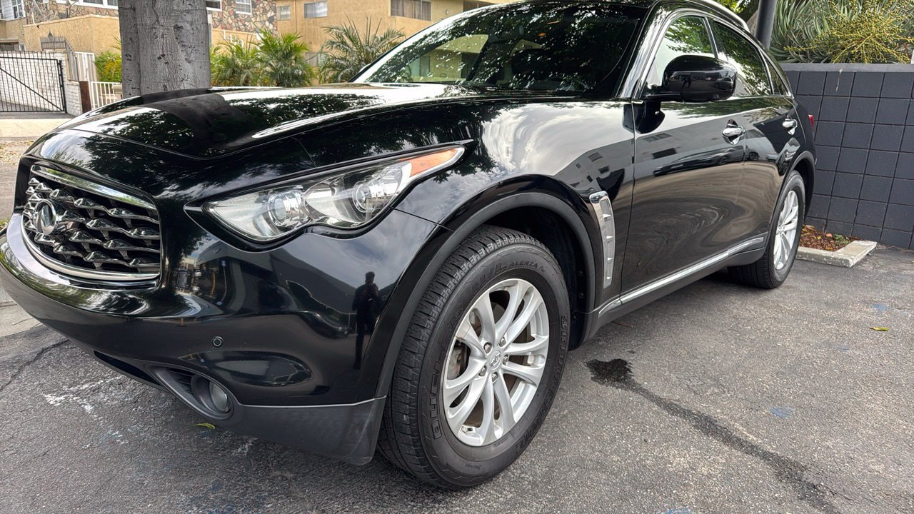 2011 Infiniti FX35