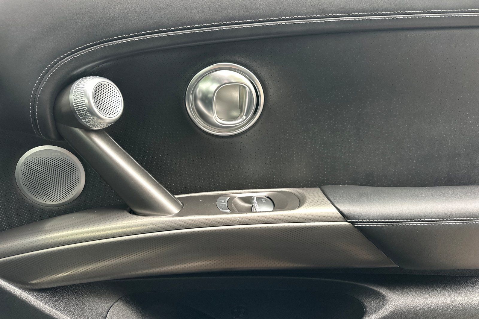 2023 GENESIS GV60 Advanced - Photo 21