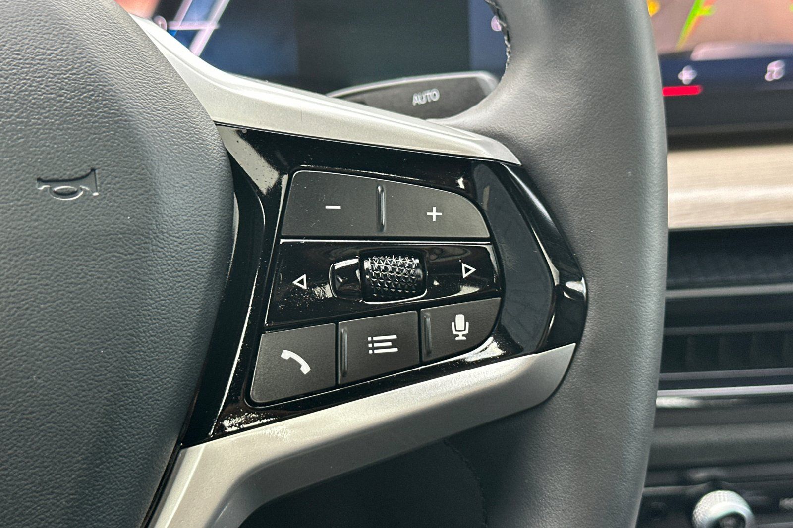 2025 BMW i4 40 - Photo 29