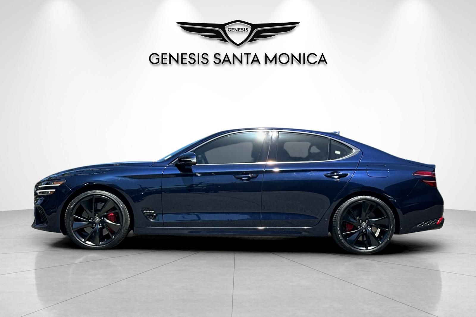 2023 GENESIS G70 Standard - Photo 9